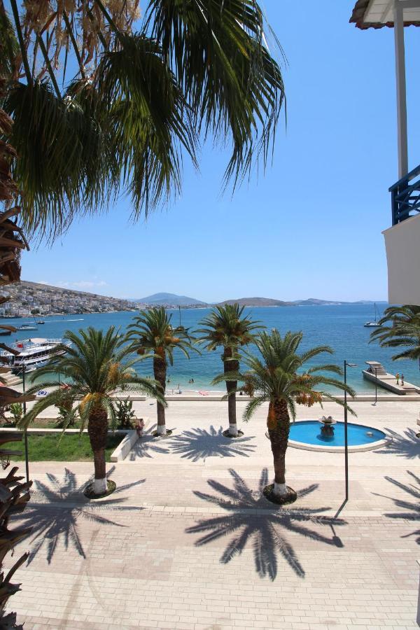 סרנדה Hotel Ari מראה חיצוני תמונה