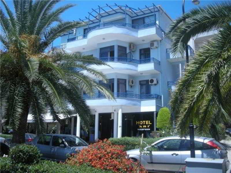 סרנדה Hotel Ari מראה חיצוני תמונה